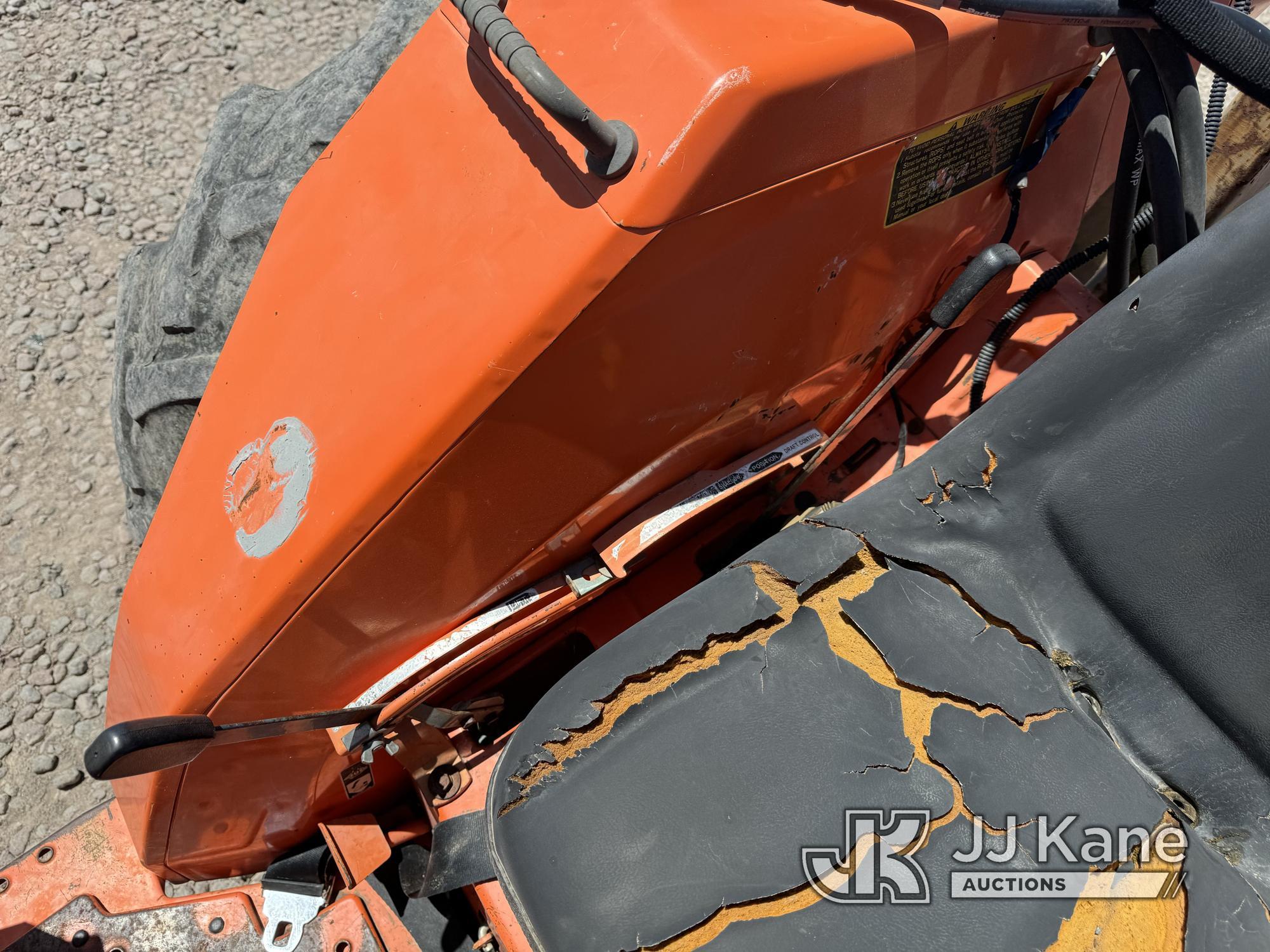 (Dixon, CA) Kubota L2850 Rubber Tired Tractor Runs & Operates