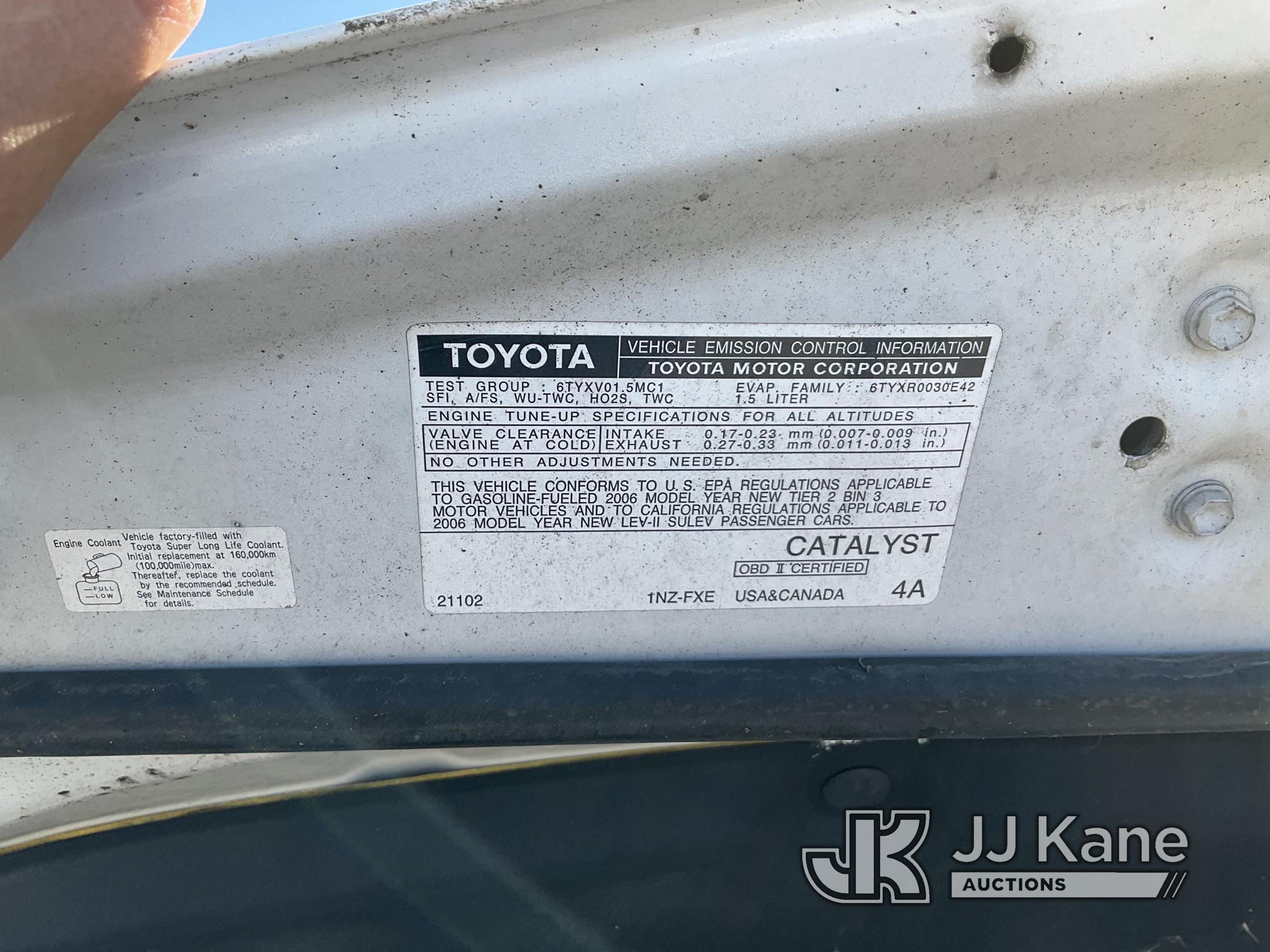 (Dixon, CA) 2006 Toyota Prius Hybrid 4-Door Sedan Not Running, Condition Unknown