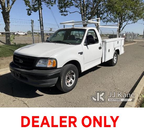 (Dixon, CA) 1999 Ford F250 Service Truck Runs & Moves) (Rust Damage, Shifter Gauge Not Functioning,