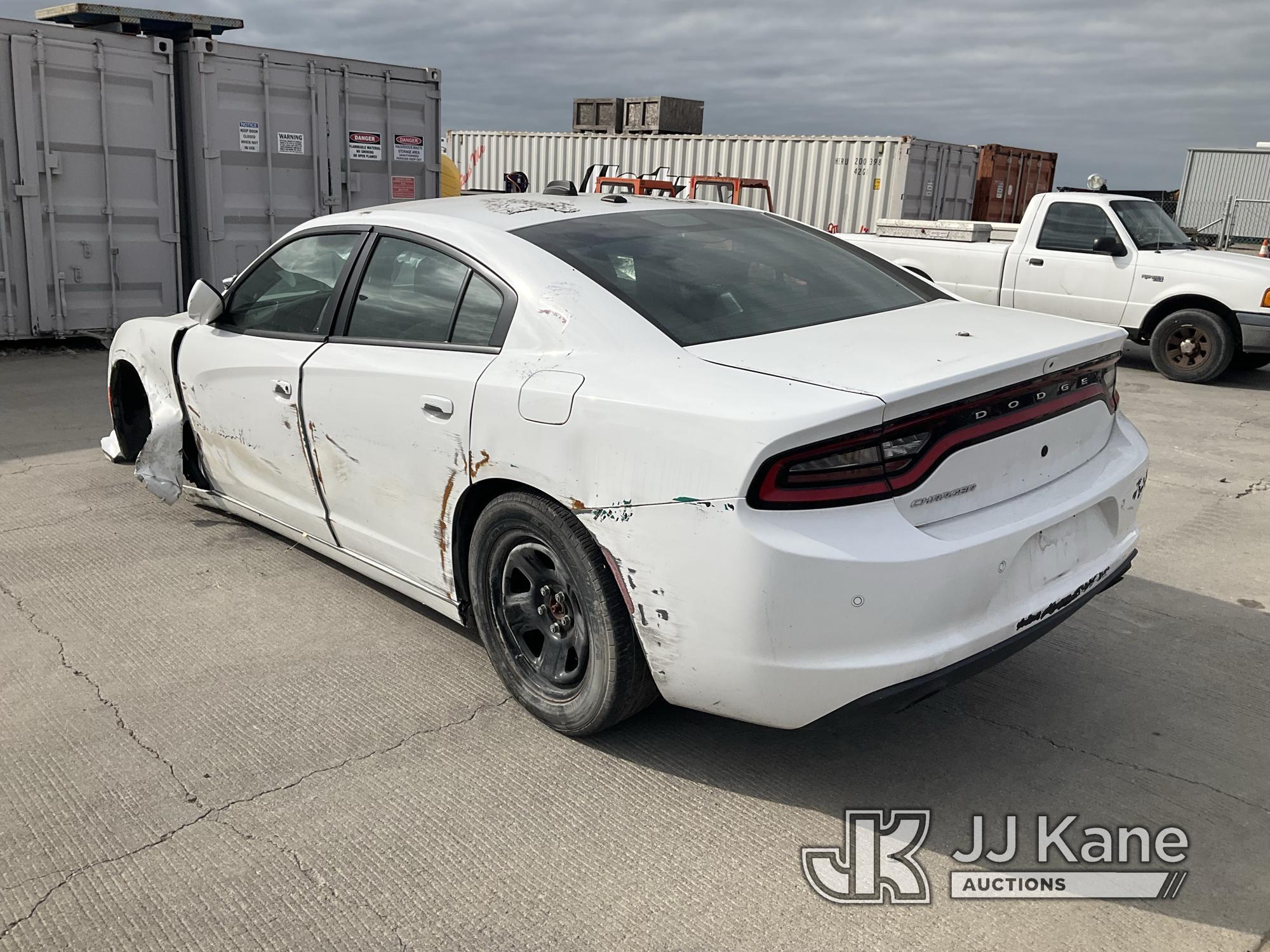 (Dixon, CA) 2021 Dodge Charger 4-Door Sedan Runs, Does Not Move) (Wrecked. Airbags Deployed.