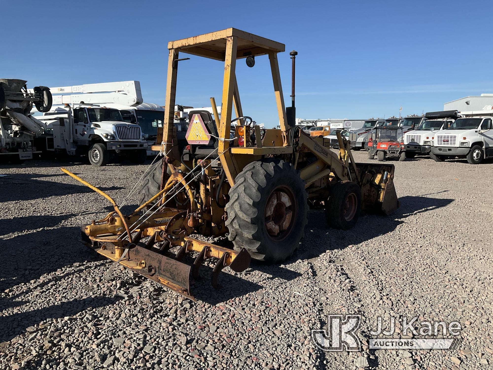 (Dixon, CA) Case 580B Tractor Loader Not Running.