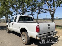 (Dixon, CA) 2008 Ford F350 4x4 Extended-Cab Pickup Truck Runs & Moves) (Check Engine Light Is On