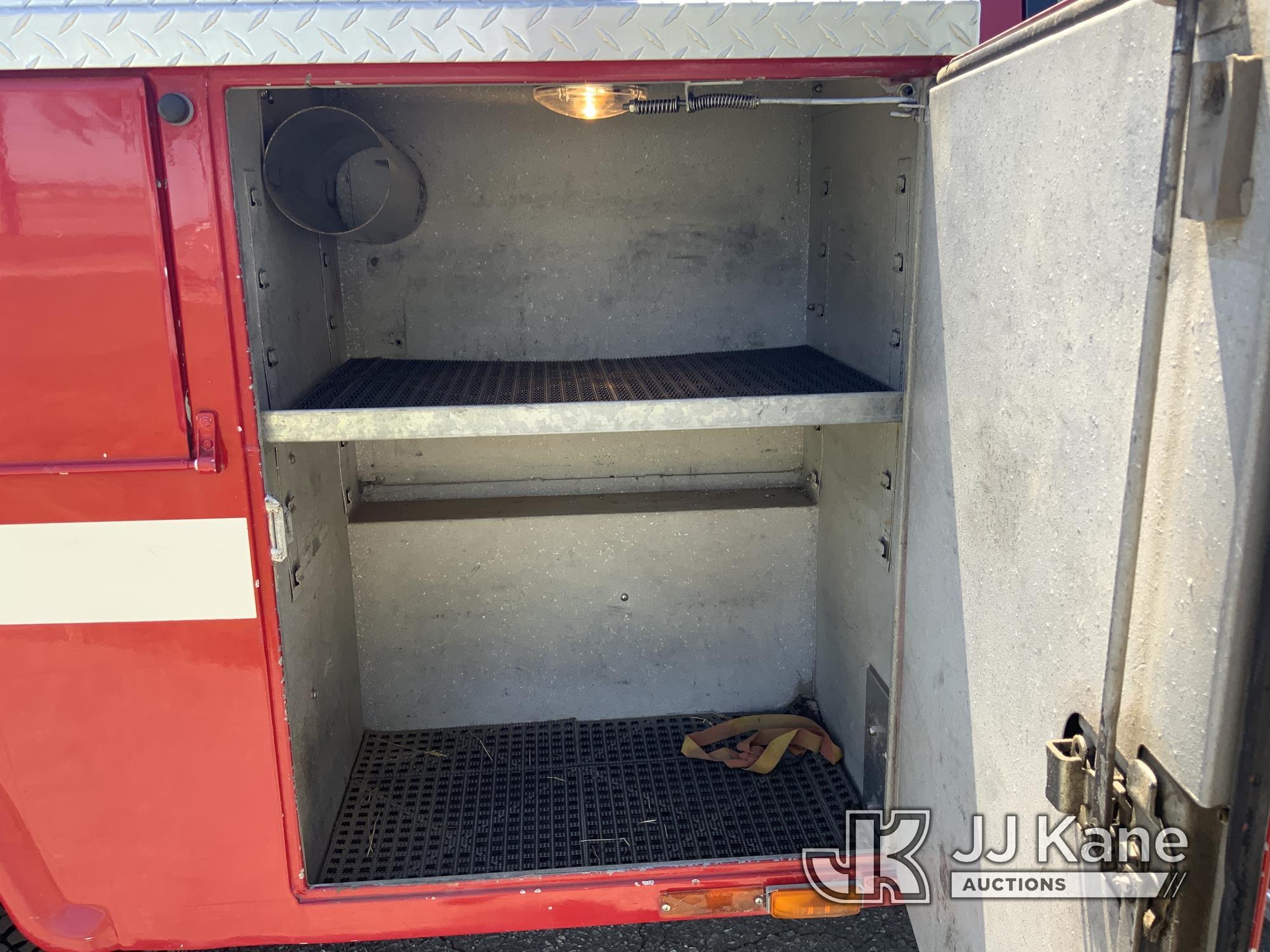 (Dixon, CA) 1996 Dodge RAM 3500 4x4 Fire Truck Runs & Moves