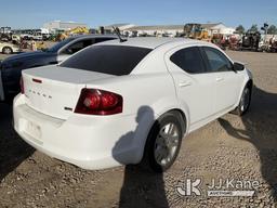 (Dixon, CA) 2013 Dodge Avenger 4-Door Sedan Runs & Moves) (Bad Alternator Needs Jumpbox To Run.