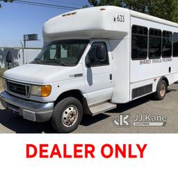 (Dixon, CA) 2007 Ford Econoline E450 Bus Runs & Moves) (Automatic Doors Do Not Open, Handicap Access