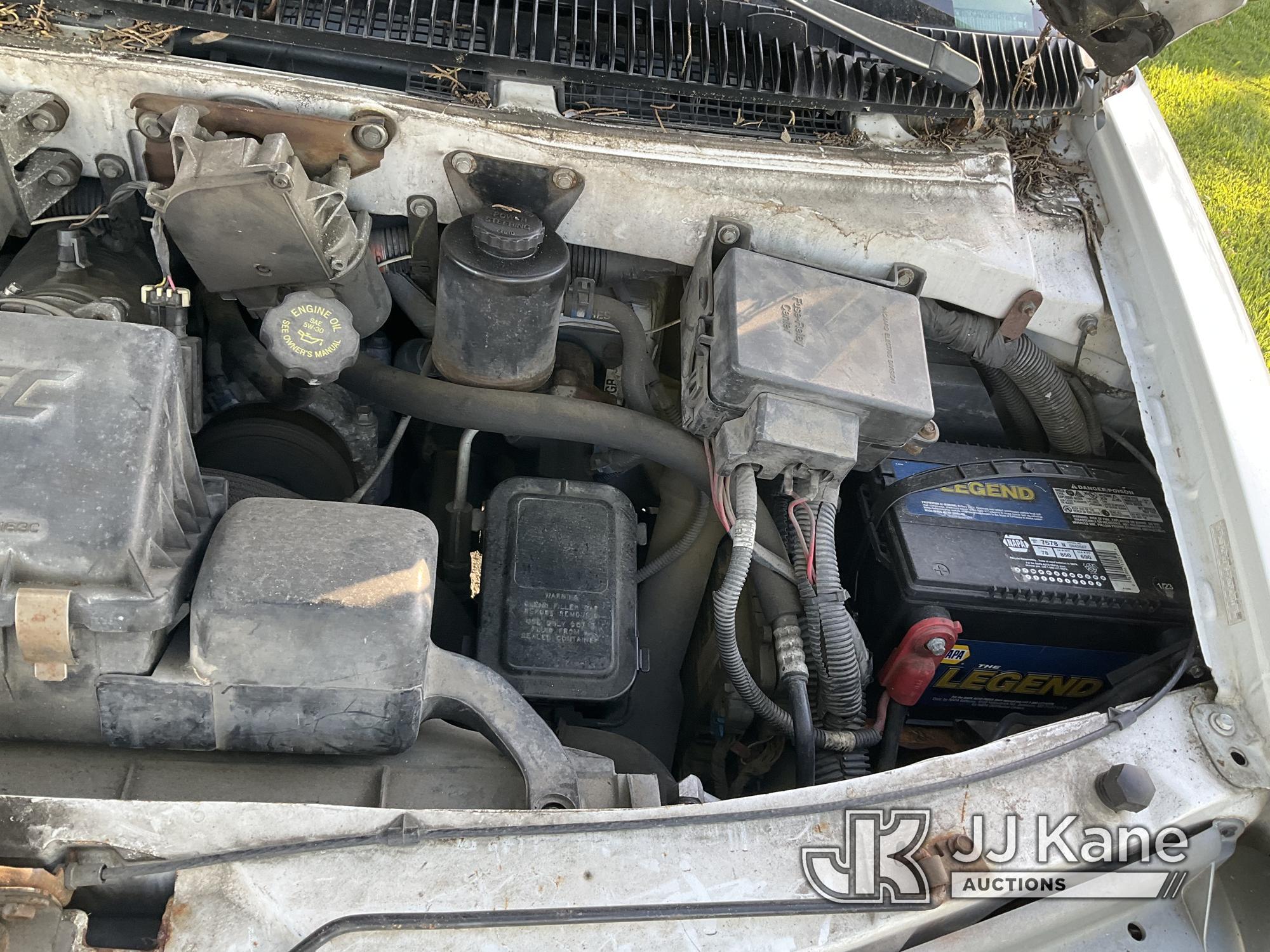 (Dixon, CA) 2000 Chevrolet Astro Passenger Van Runs & Moves, Runs Rough) (Failed Smog, Incorrect Cat