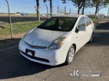 2007 Toyota Prius 4-Door Hybrid Sedan Runs & Moves