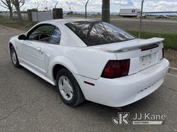 (Dixon, CA) 2002 Ford Mustang 2-Door Coupe Runs & Moves