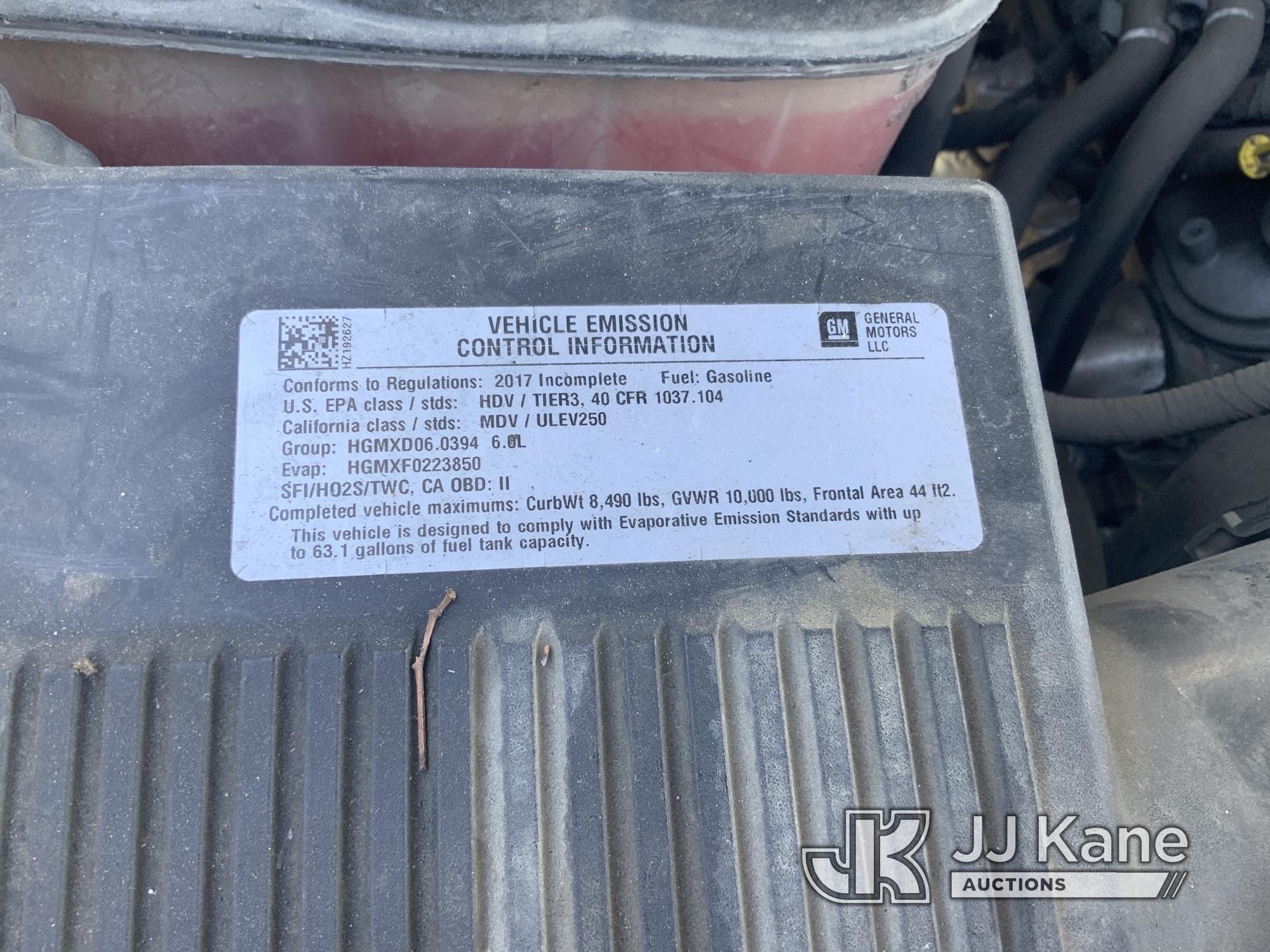 (Dixon, CA) 2017 Chevrolet 2500HD Service Truck Runs & Moves, Airbag Light On, No Reverse