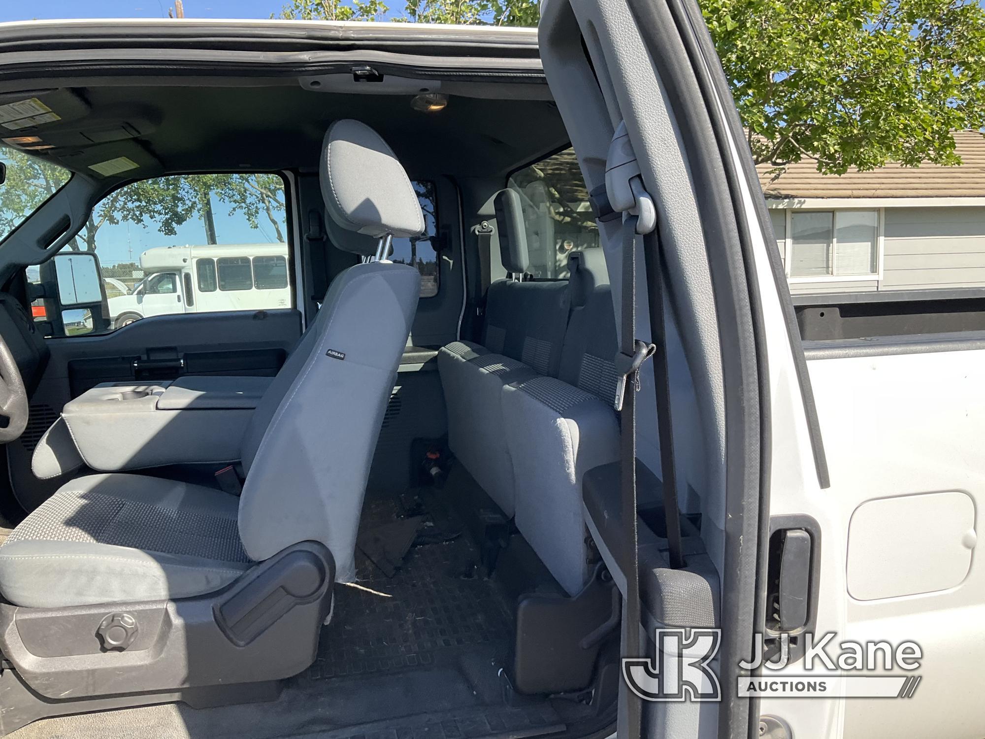 (Dixon, CA) 2012 Ford F250 Extended-Cab Pickup Truck Runs & Moves