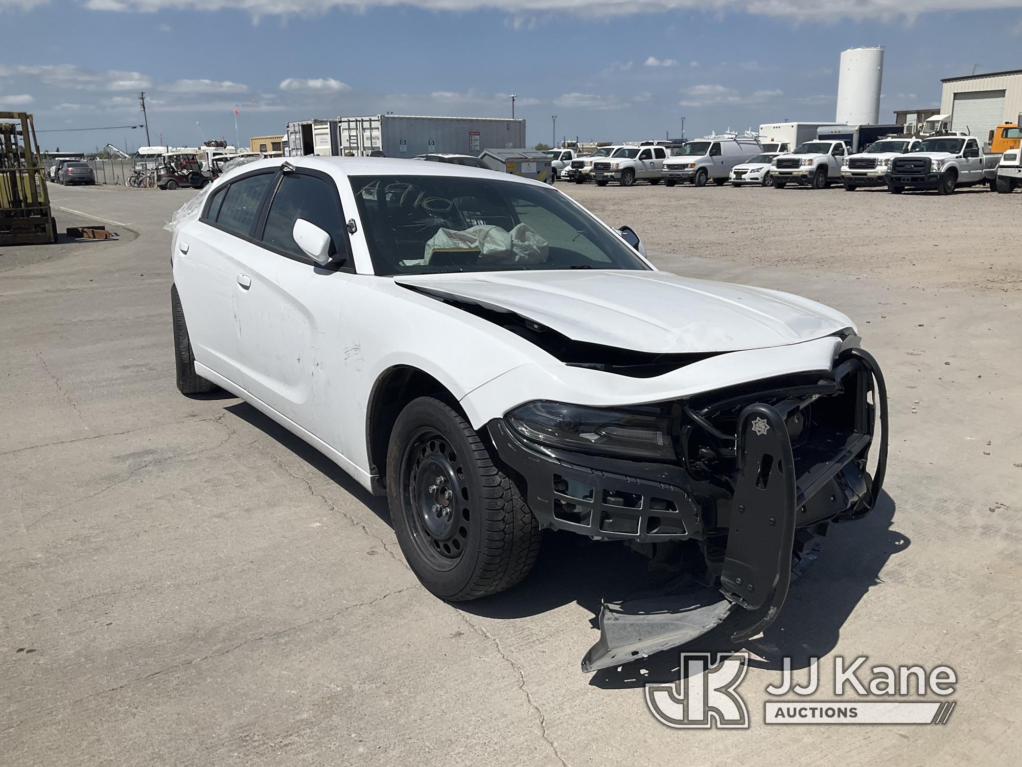 (Dixon, CA) 2019 Dodge Charger Police Package 4-Door Sedan Not Running. Wrecked) (Airbags deployed