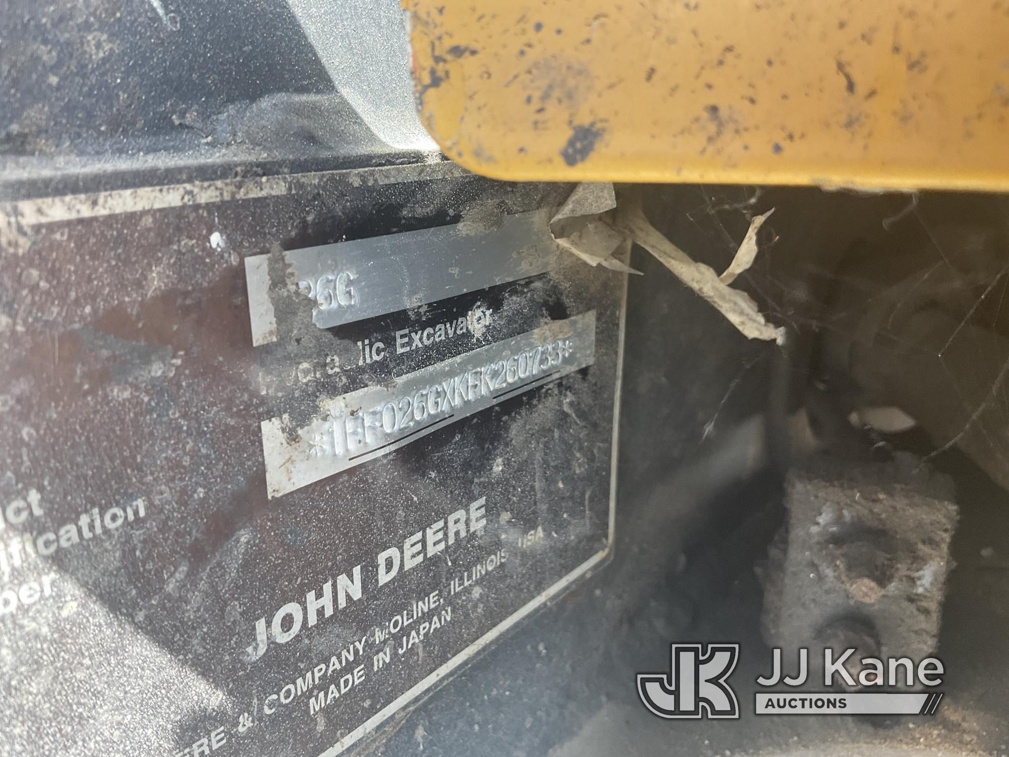 (Dixon, CA) 2015 John Deere 26G Mini Excavator Runs, Moves & Operates) (Leaks Hydraulic Fluid on Rub