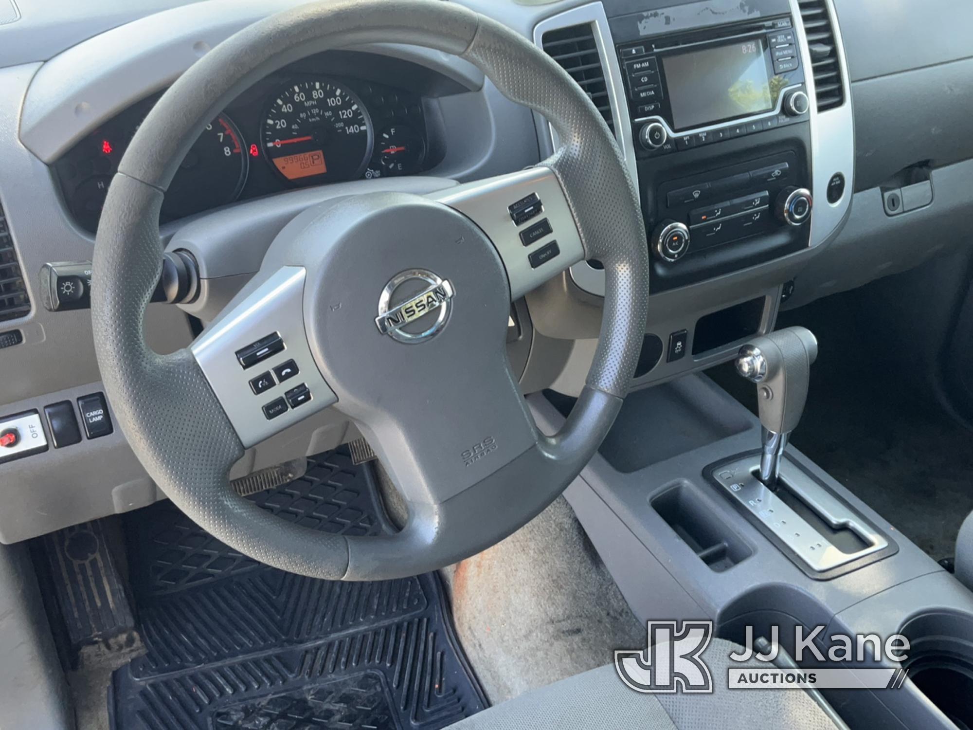 (Dixon, CA) 2017 Nissan Frontier Extended-Cab Pickup Truck Runs & Moves