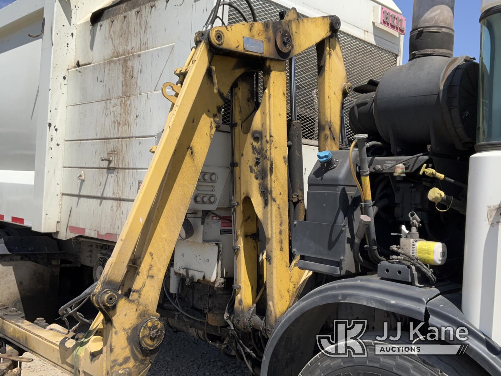 (Dixon, CA) 2016 Autocar ACX Xpeditor Garbage/Compactor Truck Runs, Moves, & Operates