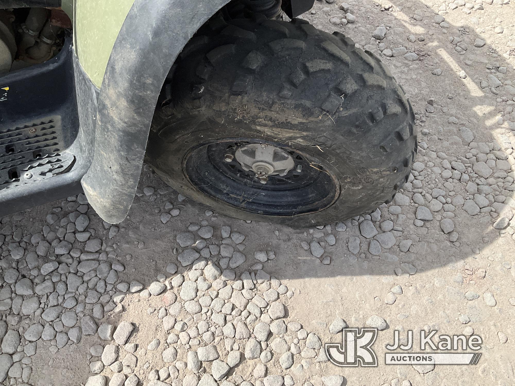 (Dixon, CA) 2005 Polaris 4 Wheel All-Terrain Vehicle Not Running)( Cranks With Pull Cord) No Key