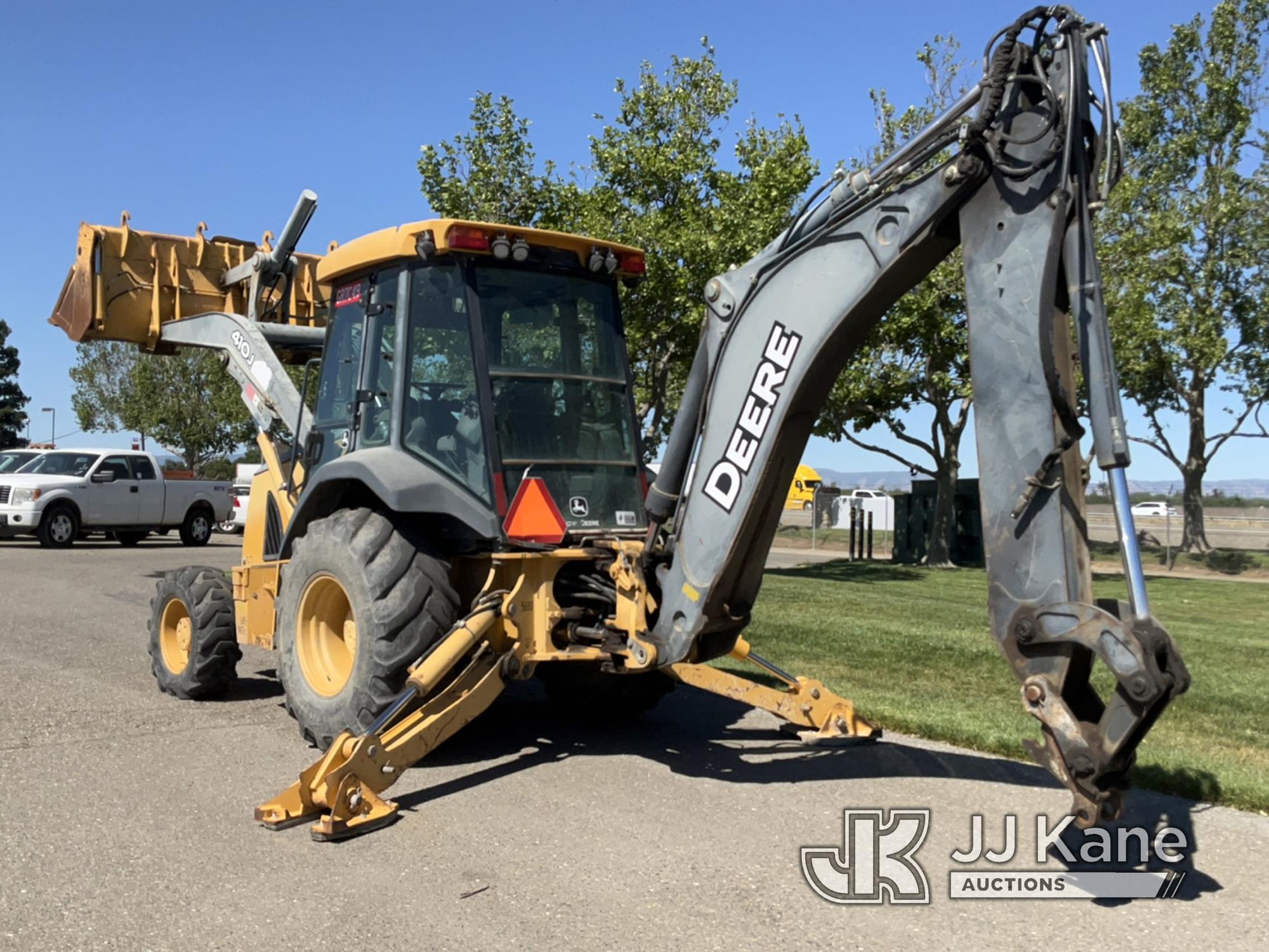 (Dixon, CA) 2007 John Deere 410J Tractor Loader Backhoe Runs, Moves, & Operates