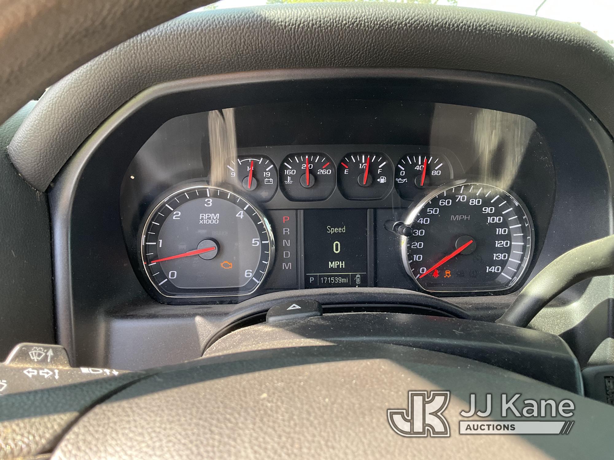 (Dixon, CA) 2015 GMC Sierra 1500 Extended-Cab Pickup Truck Runs & Moves) (Check Engine Light Is On,