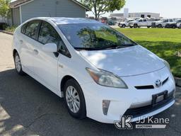 (Dixon, CA) 2013 Toyota Prius Hybrid 4-Door Sedan Runs & Moves