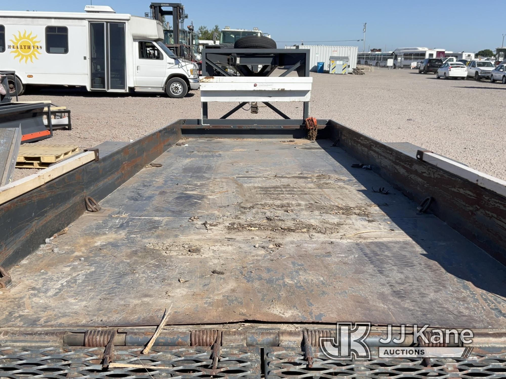 (Dixon, CA) 2006 Jacobsen Gooseneck Tagalong Trailer, Deck Dimensions: Width 7ft, Length 20ft Road W