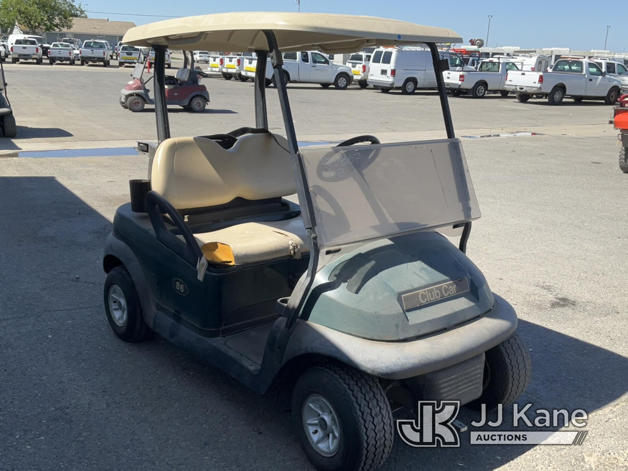 (Dixon, CA) 2006 Club Car Precedent Two Seater, 2006 Club Car Precedent Pro Golf Cart S/N: PQ0630-65