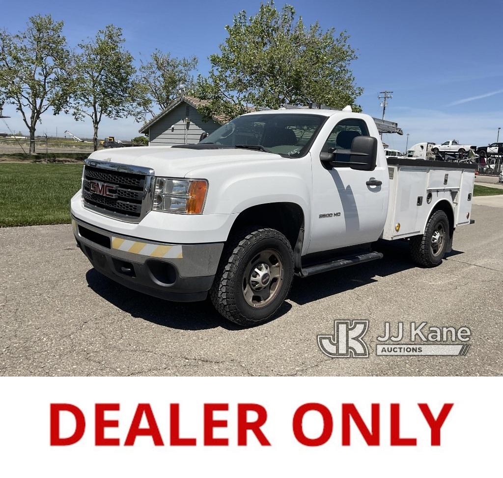 (Dixon, CA) 2012 GMC Sierra 2500 Pickup Truck Runs & Moves, Monitors