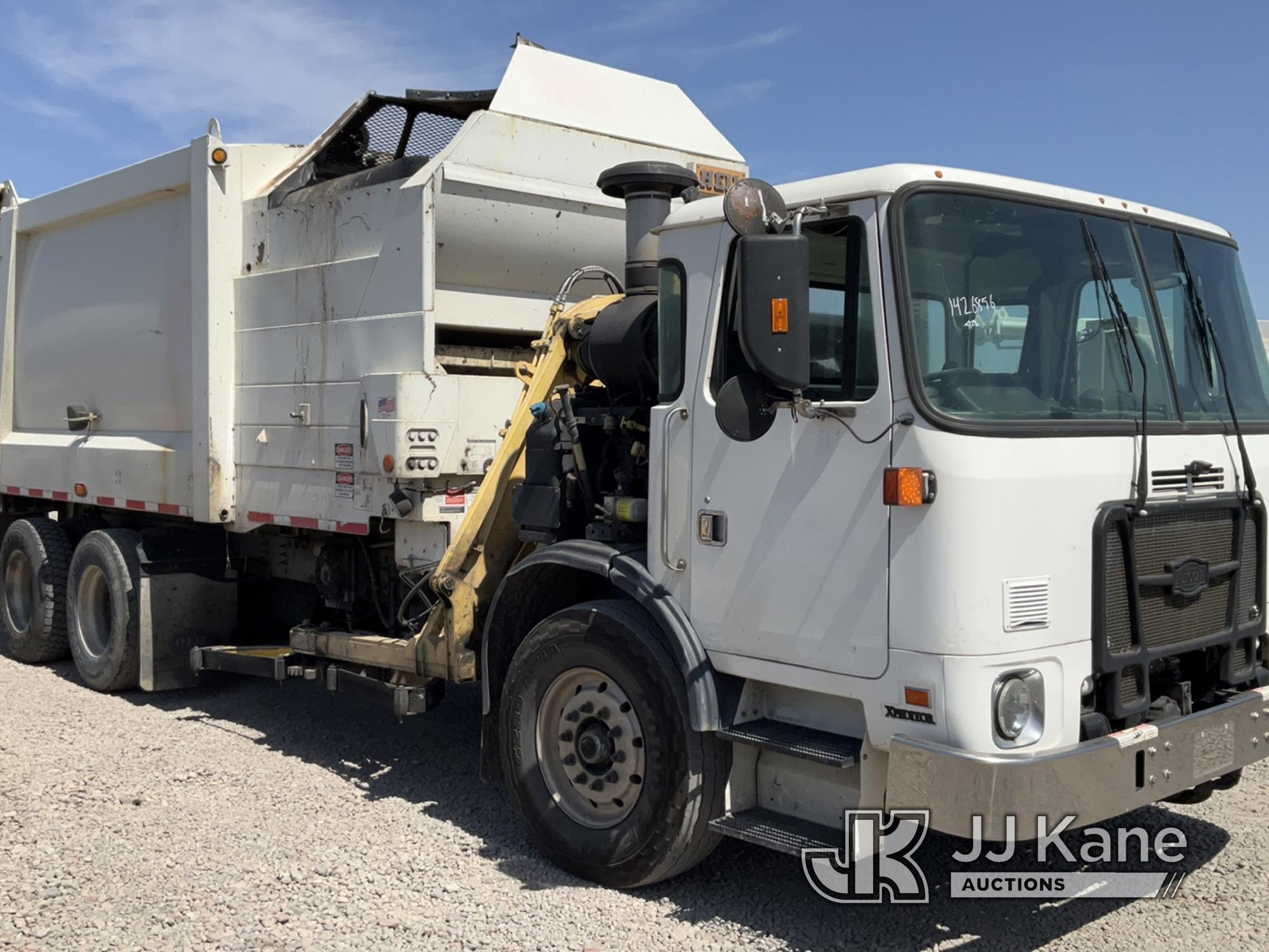 (Dixon, CA) 2017 Autocar ACX Xpeditor Garbage/Compactor Truck Runs, Moves, & Operates