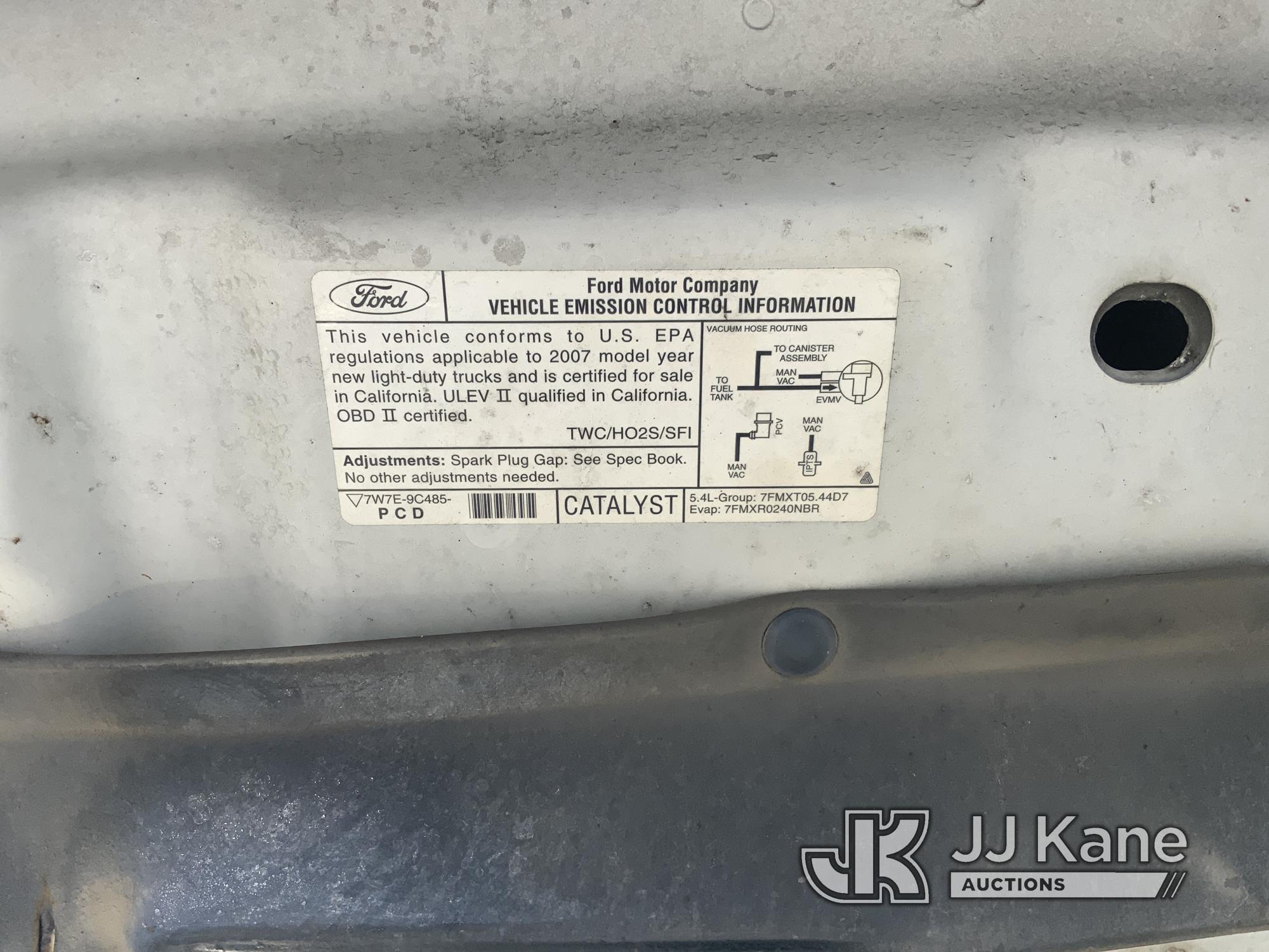 (Dixon, CA) 2007 Ford F150 Extended-Cab Pickup Truck Runs & Moves) (Has Engine Tick