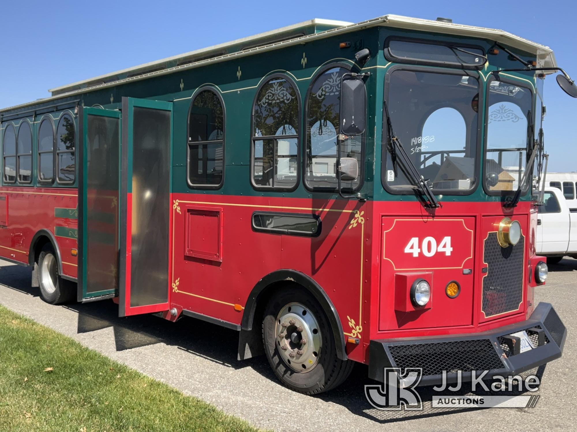 (Dixon, CA) 2012 Ford Stripped Chassis Motorhome Bus Runs & Moves, Monitors Did Not Pass Smog