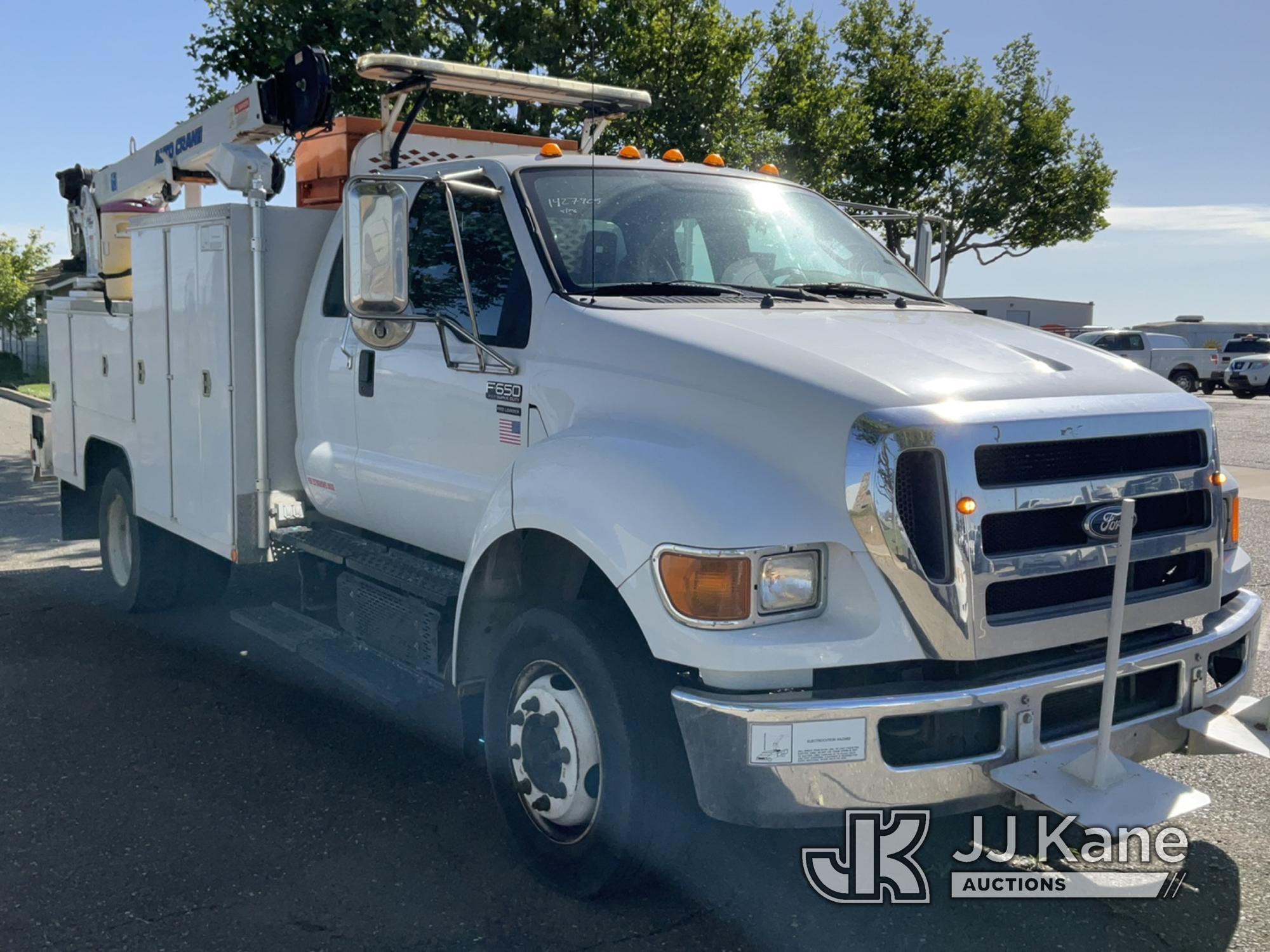 (Dixon, CA) 2011 Ford F650 Utility Truck Runs & Moves, Unit Operation Unknown, Could Not Get Hydraul