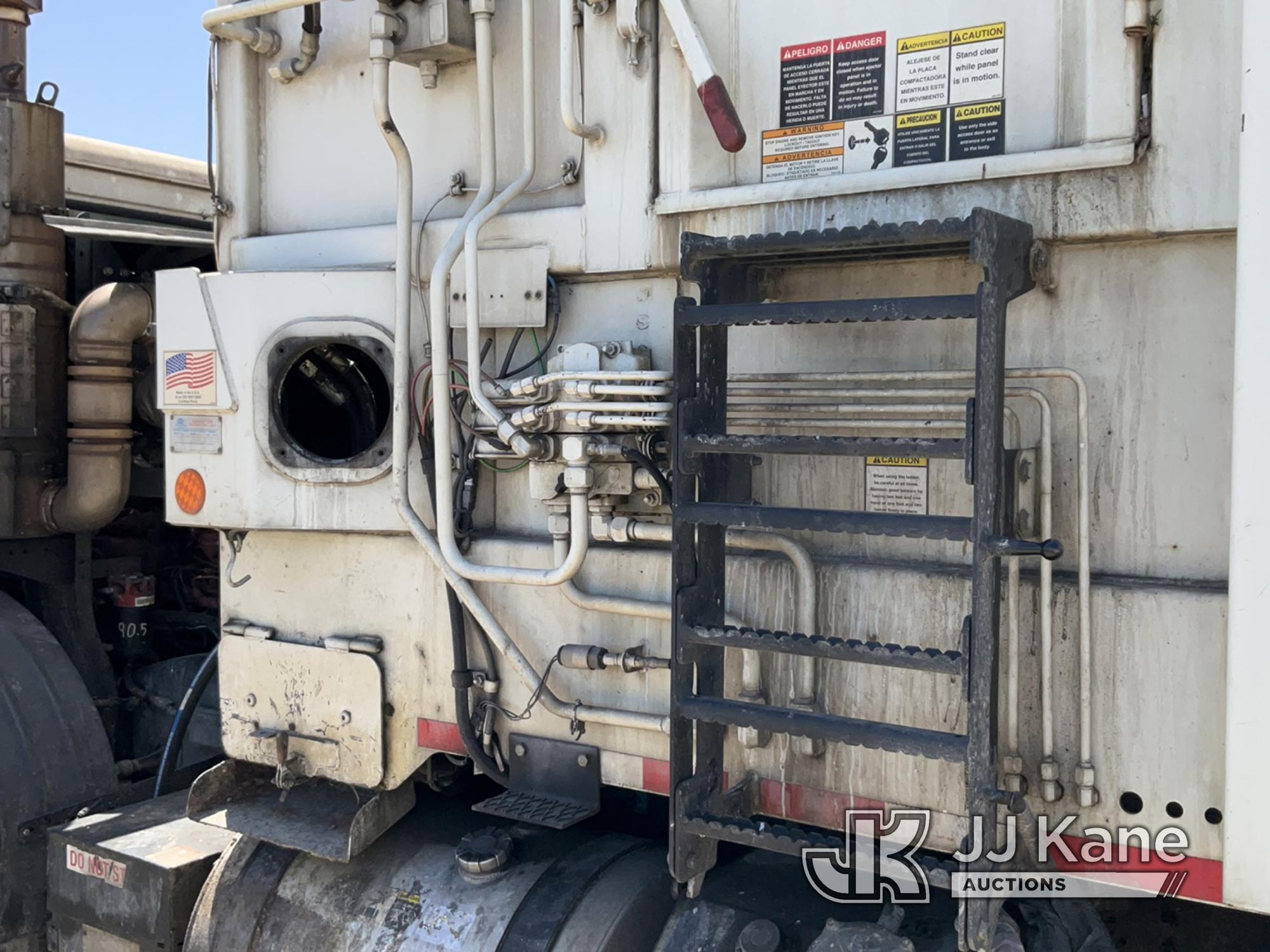 (Dixon, CA) 2016 Autocar ACX Xpeditor Garbage/Compactor Truck Runs, Moves, & Operates