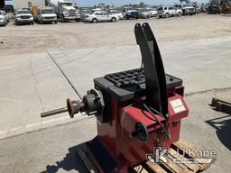 (Dixon, CA) Coats v200 Wheel Balancer (Used) NOTE: This unit is being sold AS IS/WHERE IS via Timed