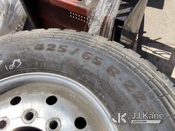 (Dixon, CA) (3) Pallets with Semi Truck Tires (4) 425/65 R 22.5 (2) 445/65 R 22.5 NOTE: This unit is