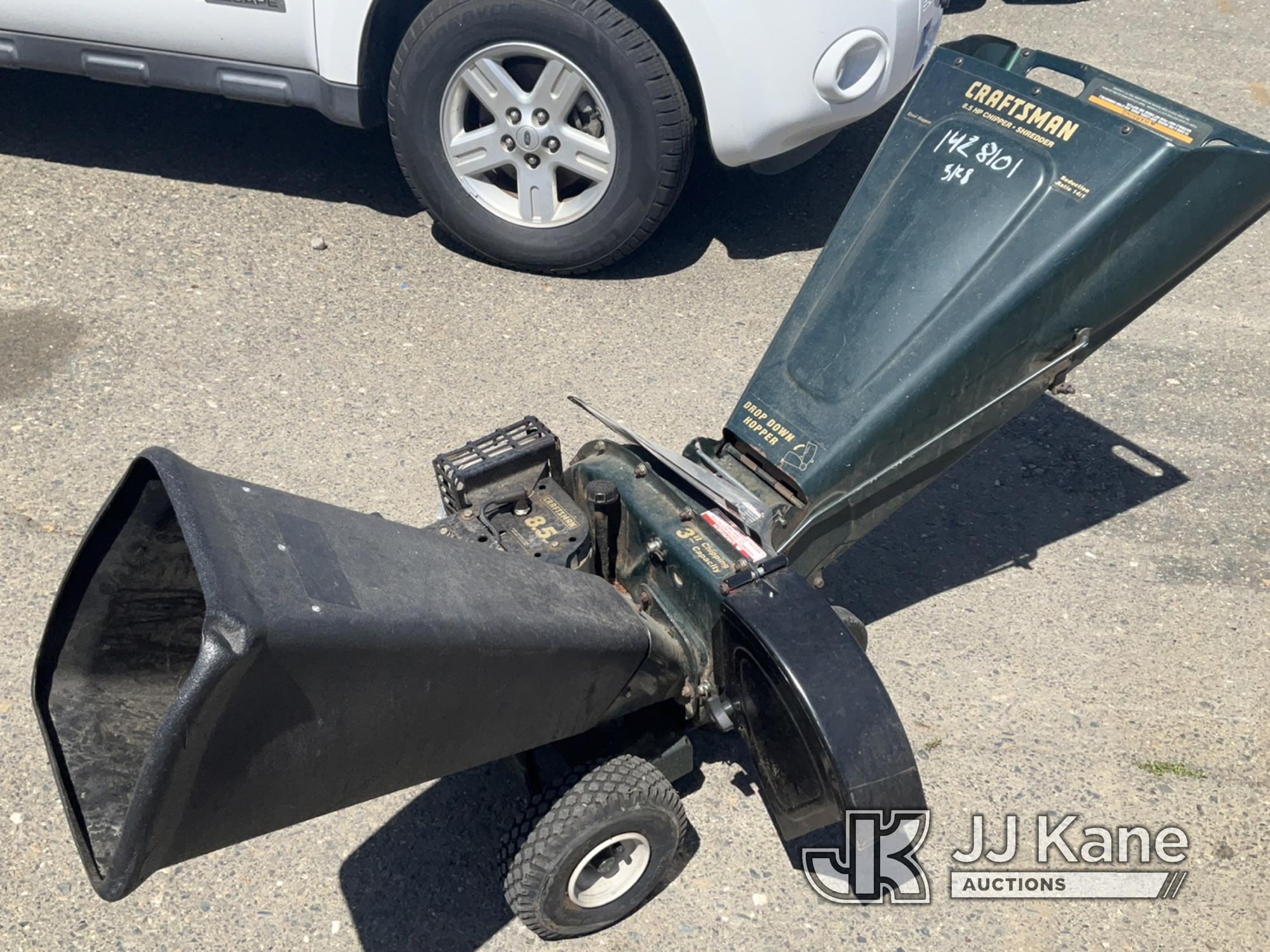 (Dixon, CA) Craftsman 8.5 HP Chipper/Shredder (Runs & Operates) NOTE: This unit is being sold AS IS/