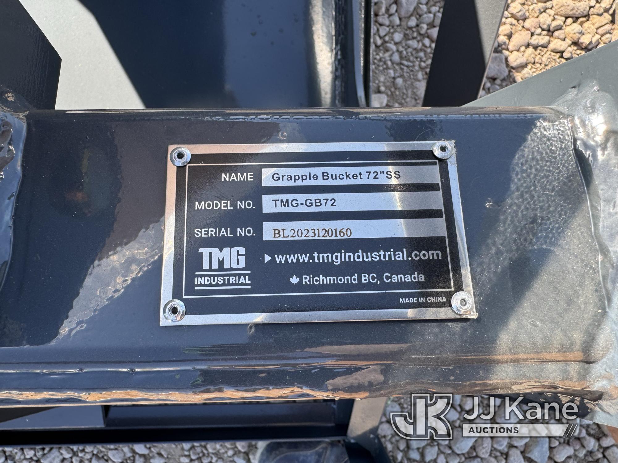 (Dixon, CA) 72in Skid Steer Grapple Bucket (New ) NOTE: This unit is being sold AS IS/WHERE IS via T