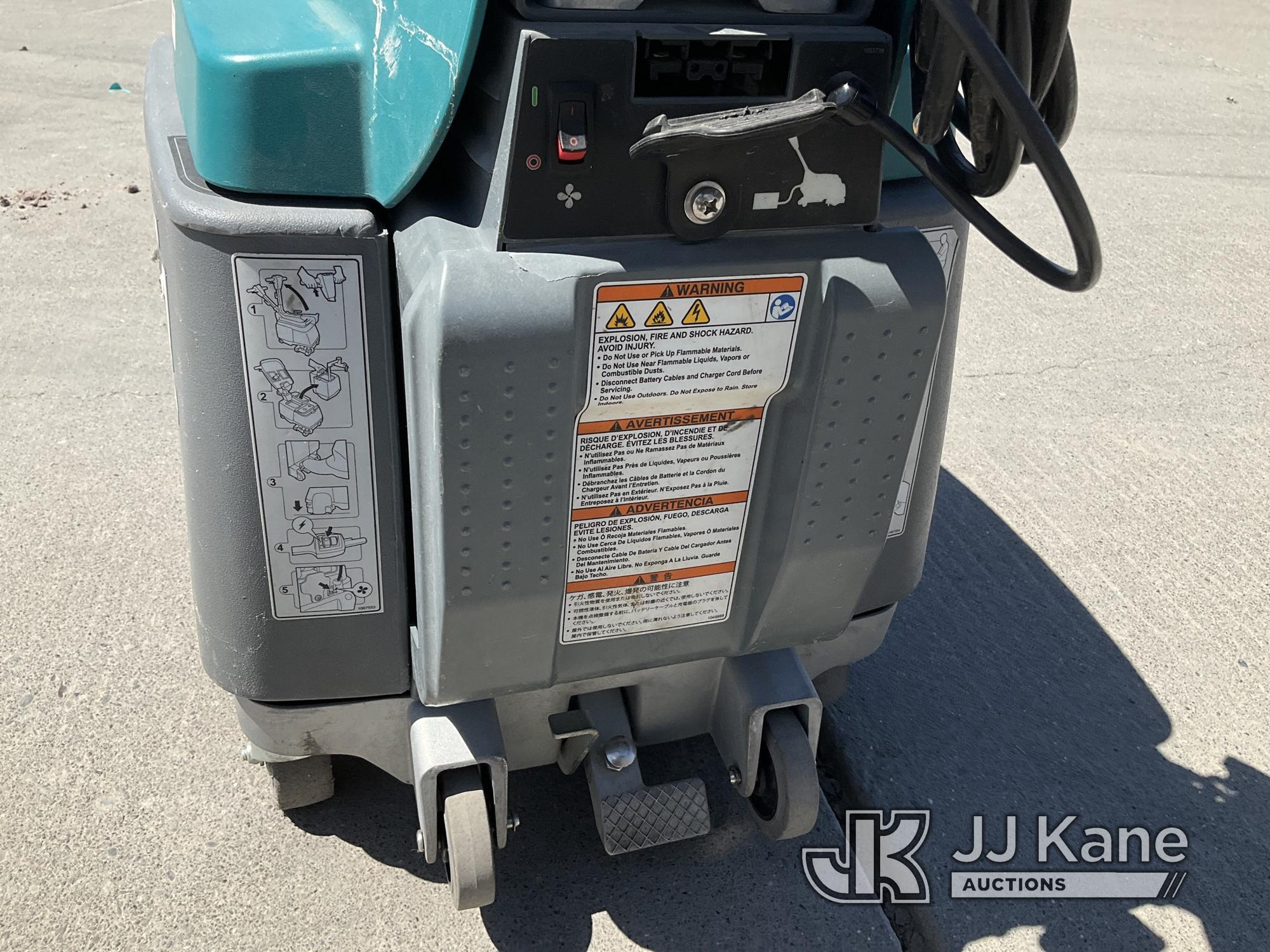 (Dixon, CA) Tennant Scrubber (Turns On & Operates With Charger) NOTE: This unit is being sold AS IS/