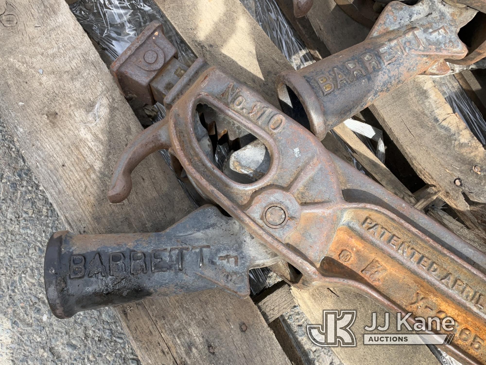 (Dixon, CA) Pallet of 3 Railroad Jacks (Worn) NOTE: This unit is being sold AS IS/WHERE IS via Timed