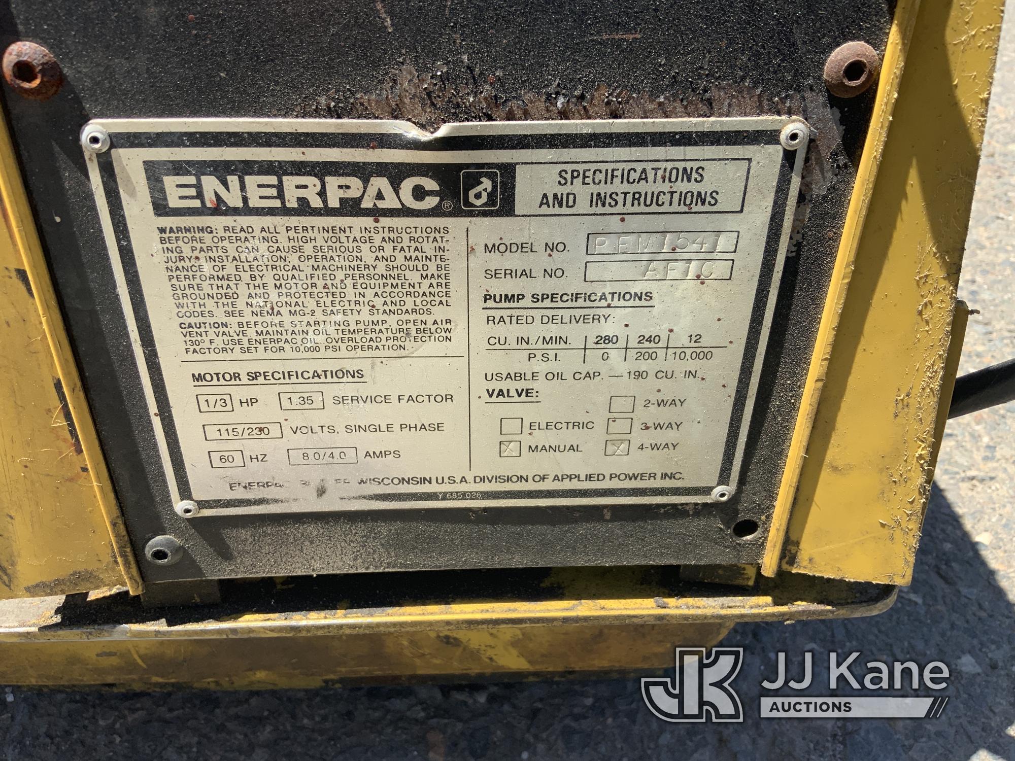 (Dixon, CA) Enerpac 150 ton double action Hydraulic Jack Operates