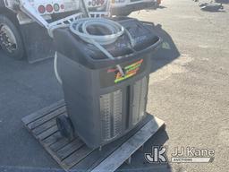 (Dixon, CA) Snap-on Refrigerant Exchange Model:EESE336A S/N: 1119A0178 90PSI (Condition Unknown) NOT