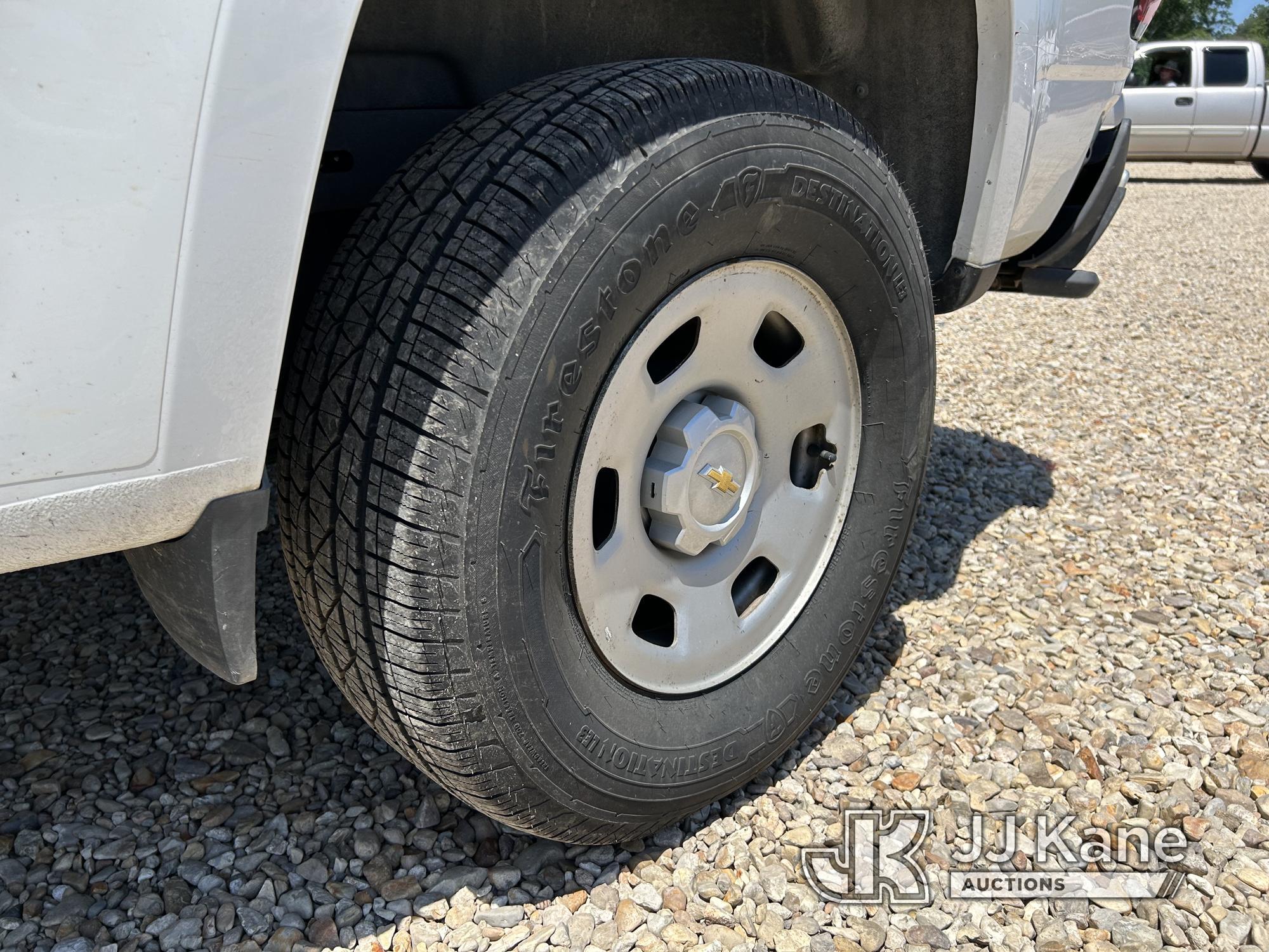 (Robert, LA) 2019 Chevrolet Colorado Extended-Cab Pickup Truck Runs & moves) (Chip On Wind Shield, D