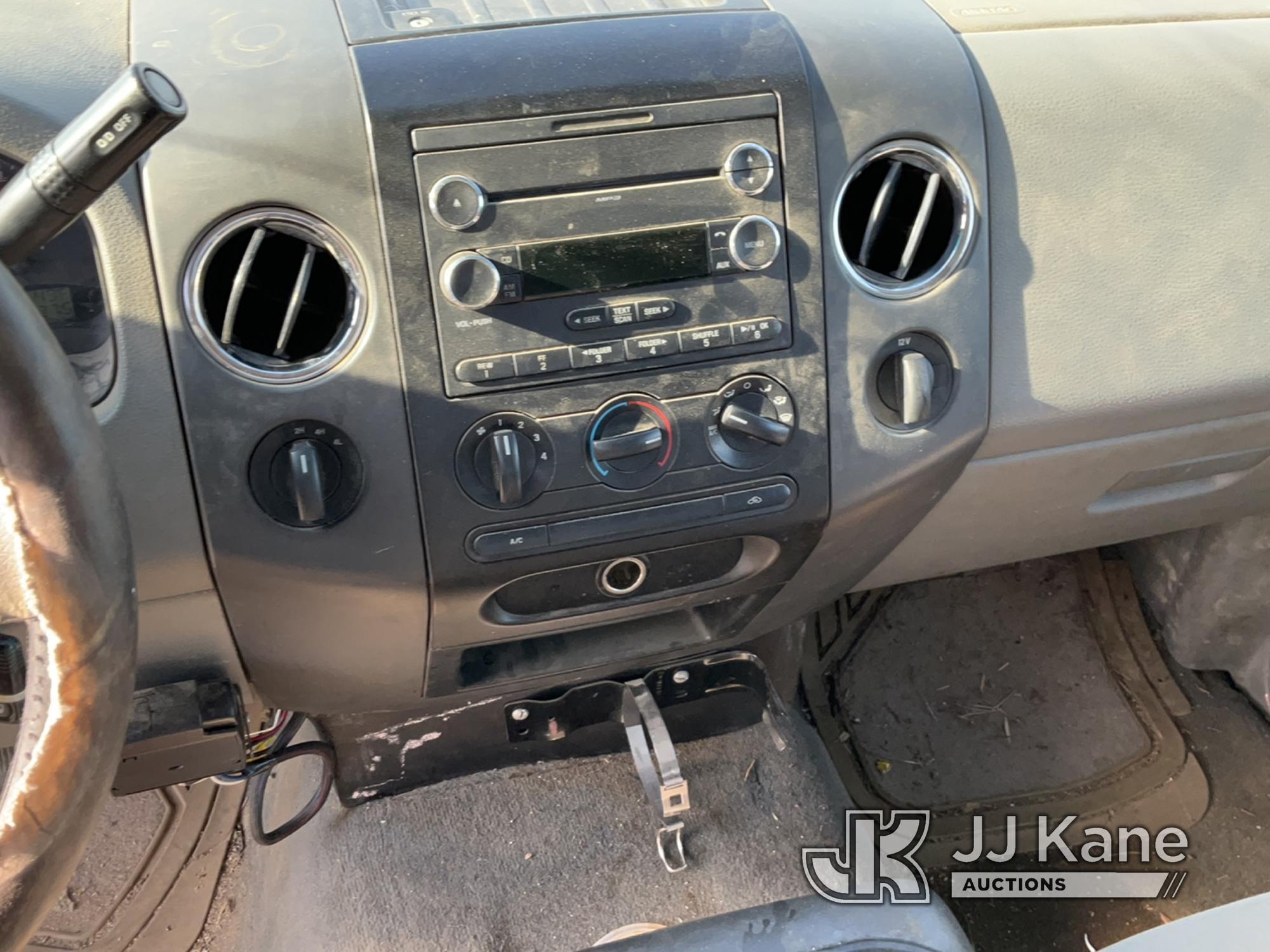 (Hawk Point, MO) 2008 Ford F150 4x4 Extended-Cab Pickup Truck Not Running & Condition Unknown) (Stuc