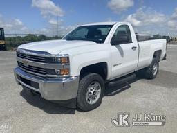 (Hawk Point, MO) 2015 Chevrolet Silverado 2500HD Pickup Truck Runs & Moves.