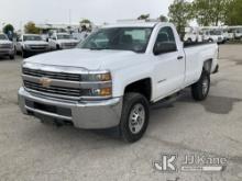 (Kansas City, MO) 2015 Chevrolet Silverado 2500HD Pickup Truck Runs & Moves) (TPS Light On, Has Hail