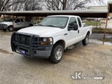 2007 Ford F250 4x4 Extended-Cab Pickup Truck Runs & Moves) (Check Engine Light On