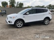 2017 Ford Escape 4x4 4-Door Sport Utility Vehicle Runs & Moves) (Paint Damage