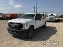 2019 Ford F250 4x4 Crew-Cab Pickup Truck Runs & Moves, Body Damage, Tire Pressure Fault On,