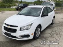 2015 Chevrolet Cruze 4-Door Sedan Runs & Moves