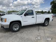 (South Beloit, IL) 2007 GMC Sierra 1500 4x4 Pickup Truck Runs, Moves, Rust Damage, Body Damage, Pain