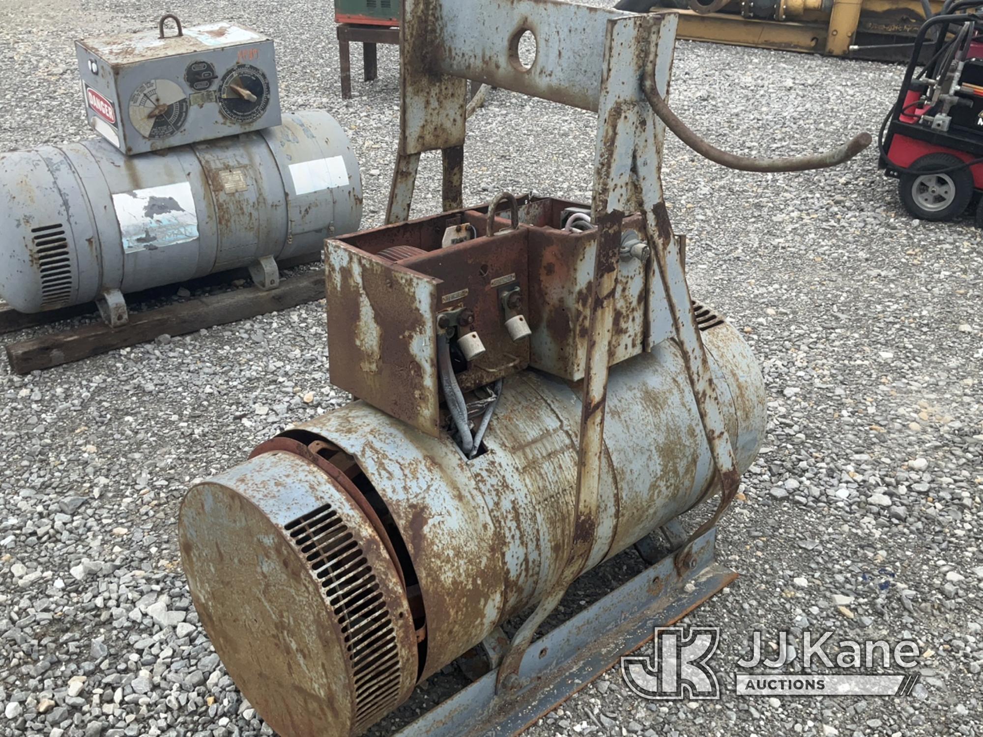 (Hawk Point, MO) Lincoln SAE-300 Lincoln SAE 300 welder. Unknown Operating Condition