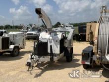 (Houston, TX) 2015 Altec DRM12 Chipper (12in Drum) Runs & Operates