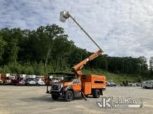 Altec LRV55, Over-Center Bucket Truck mounted behind cab on 2010 Ford F750 Chipper Dump Truck Runs, 